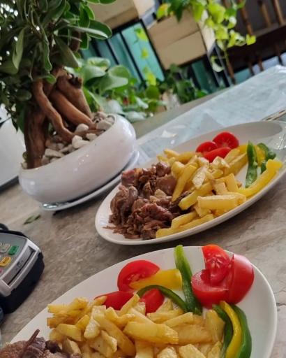 عکس کافی شاپ و تریا وود