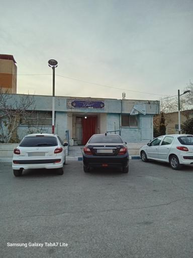 عکس استخر کوثر ملک شهر اصفهان