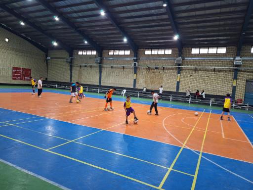 عکس باشگاه و مدرسه فوتبال آذرخش صدرای البرز