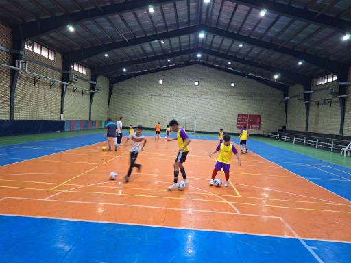 عکس باشگاه و مدرسه فوتبال آذرخش صدرای البرز