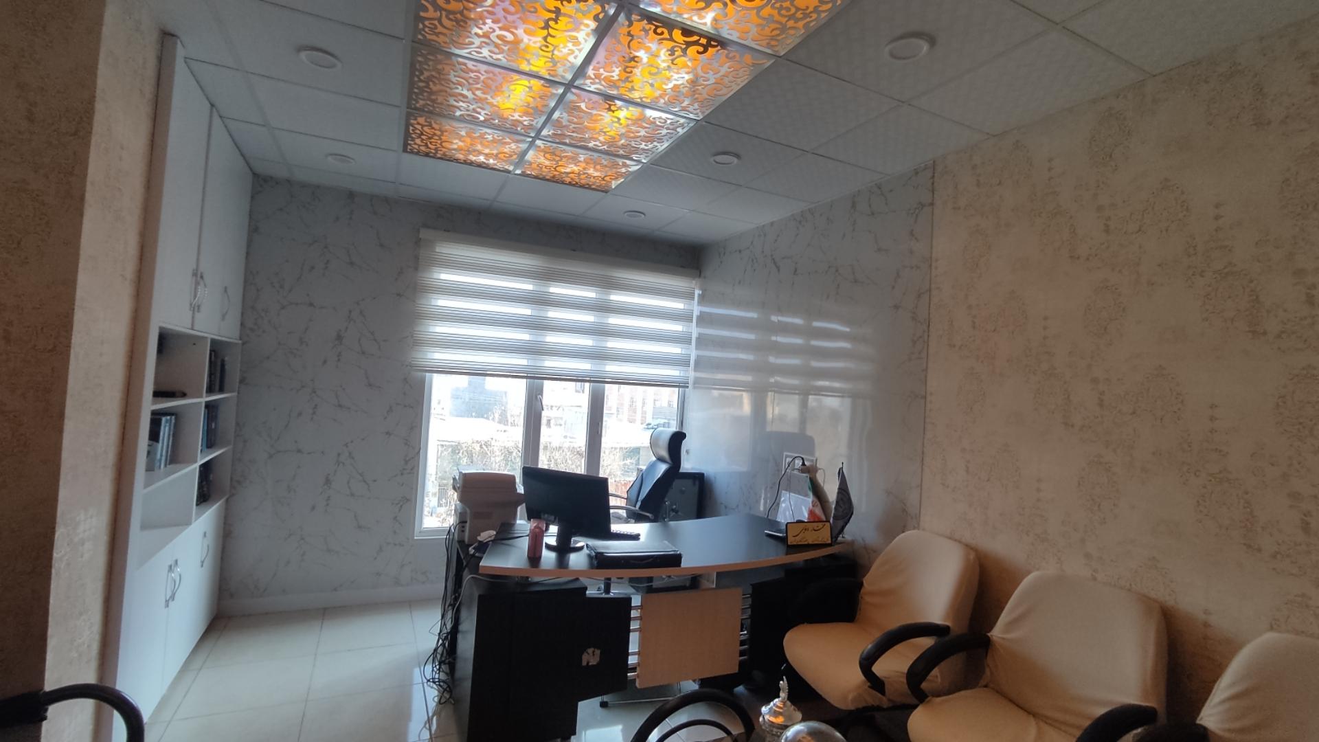 عکس دفتر وکالت مختار وفایی