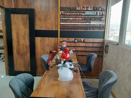 عکس سالن زیبایی الهه