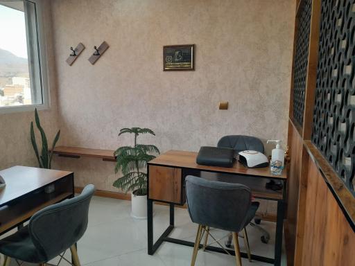 عکس سالن زیبایی الهه