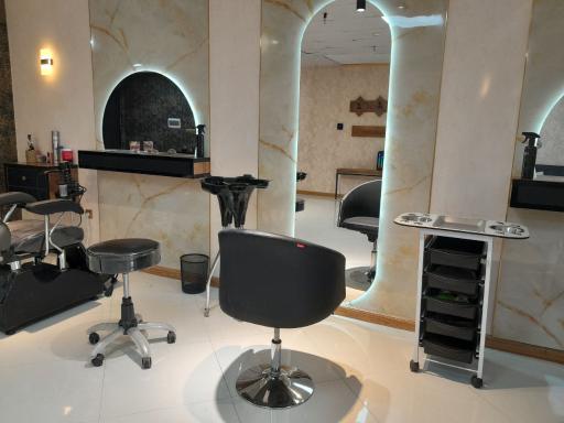 عکس سالن زیبایی الهه