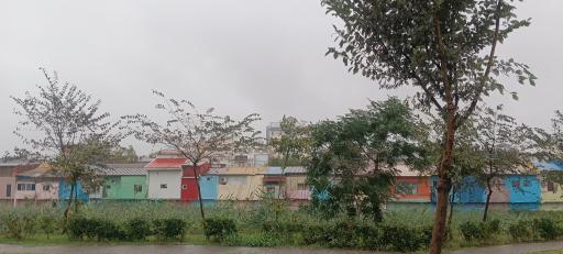 عکس خانه‌های رنگی انزلی