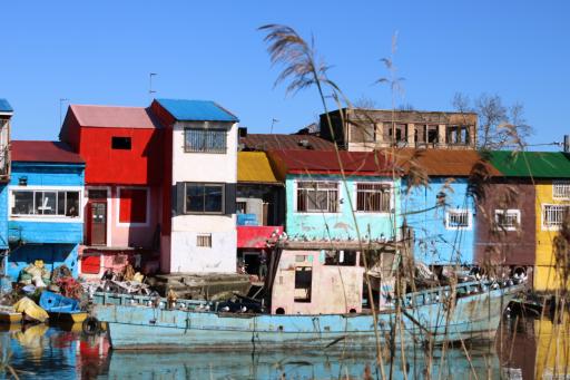 عکس خانه‌های رنگی انزلی