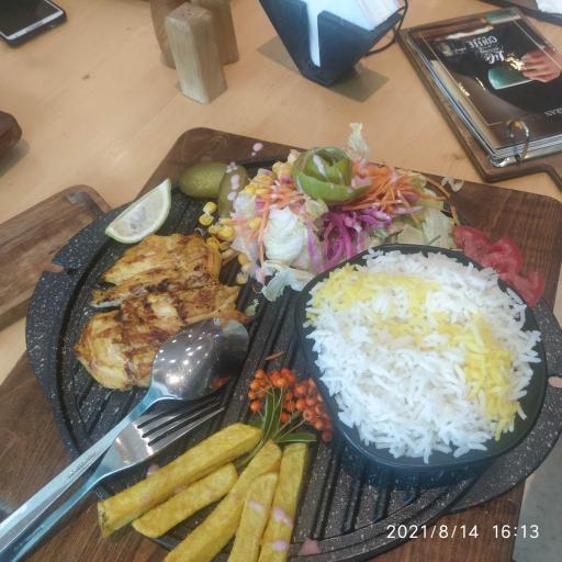 عکس کافه رستوران بهاران