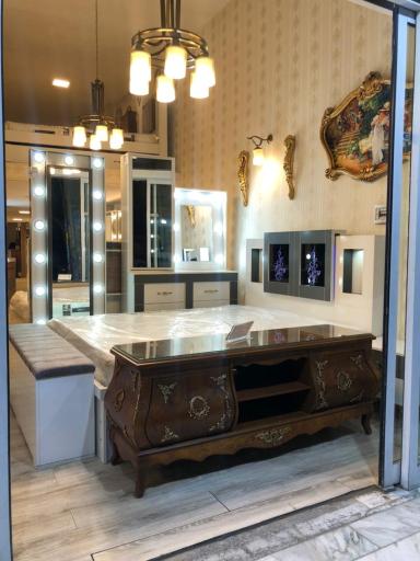 عکس مبلمان و تشک دافنه