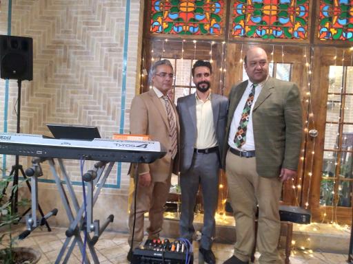 رستوران سنتی عمارت باستیان