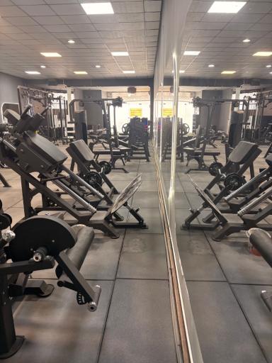 عکس باشگاه بدنسازی تست