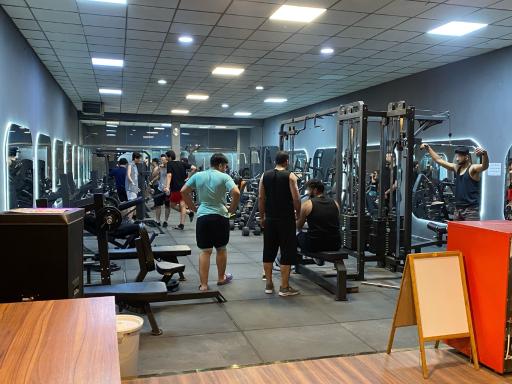 عکس باشگاه بدنسازی آقایان تست