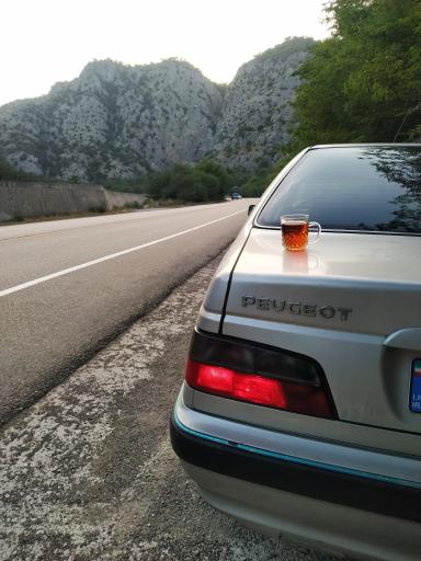 عکس پارکینگ استراحت جنگل گلستان