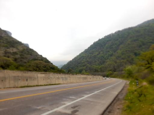 عکس پارکینگ استراحت جنگل گلستان