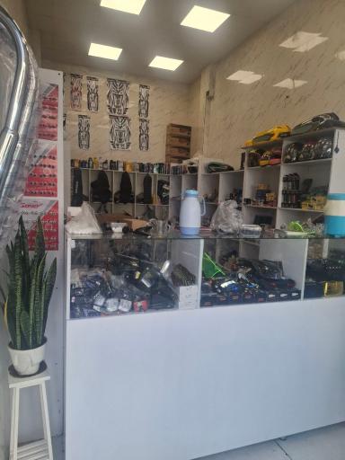 عکس لوازم یدکی موتورسیکلت حامد 