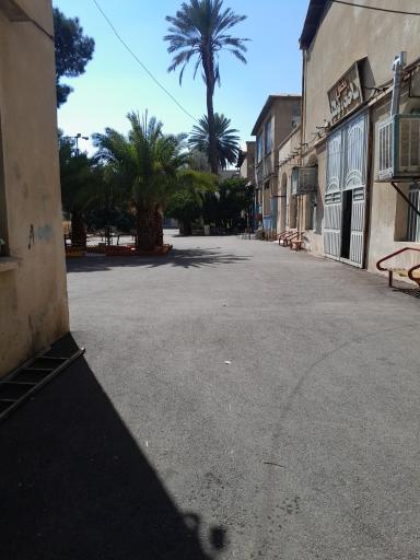 عکس هنرستان نمونه دولتی طالقانی