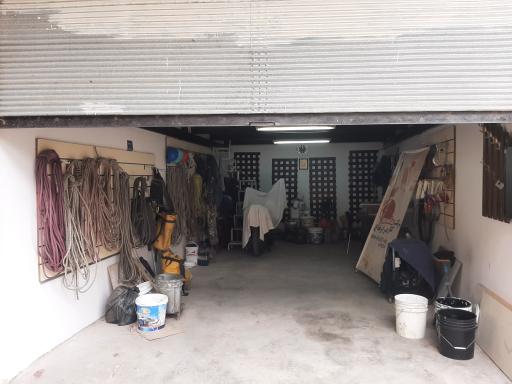 عکس دفتر کار درارتفاع ماهور