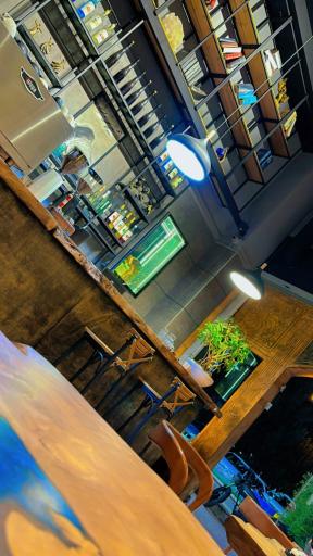 عکس کافه رستوران دژاوو