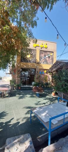 عکس فست فود و کافه سنتی فانوس