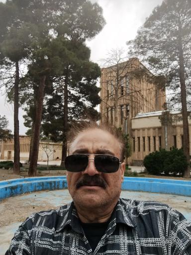 کارخانه تاریخی نوین 