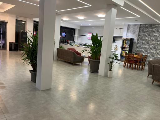 عکس هتل آریانا