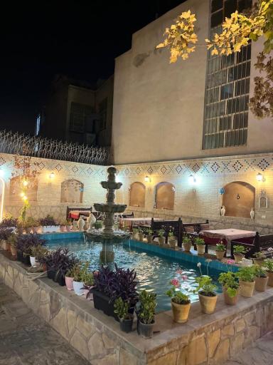 عکس هتل آریانا