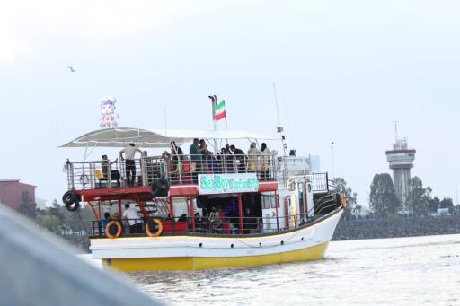 عکس کشتی تفریحی سی بوی 