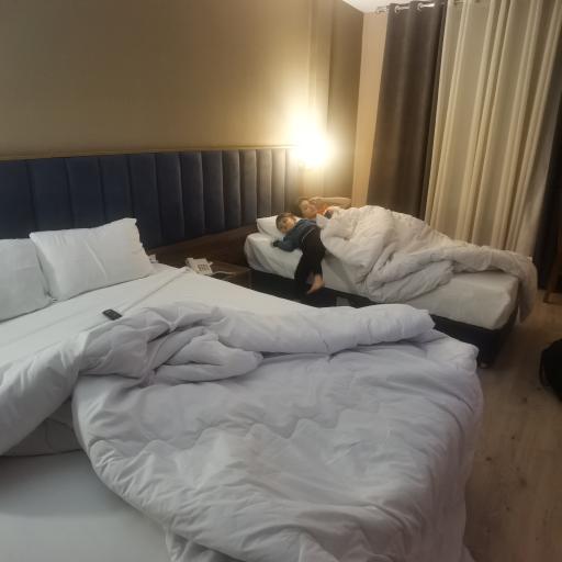 عکس هتل آریانا