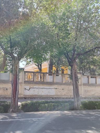 عکس کارخانه تاریخی نوین 