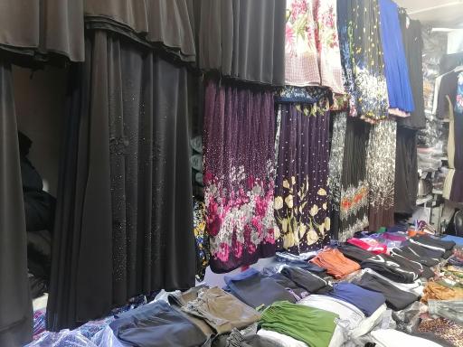 عکس پخش پوشاک زنانه و بچگانه آرا