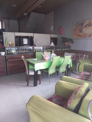 عکس غداخوری و آشپزخانه مرکزی عباس آباد