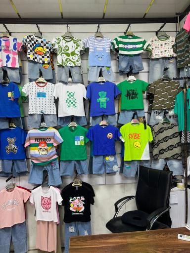 عکس لباس بچهگانه آدرینا