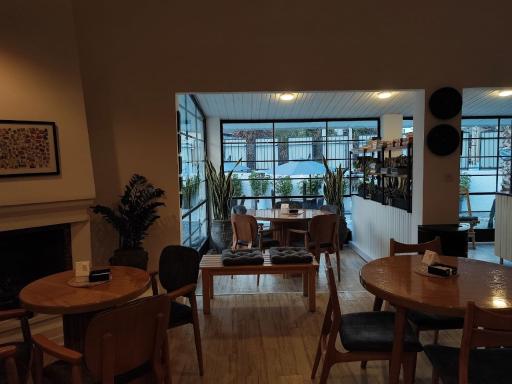 عکس کافه پلاک ۲۱