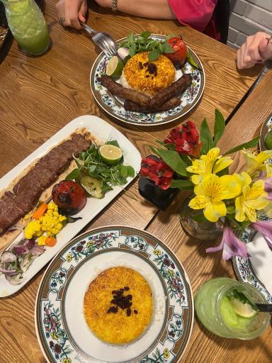 عکس رستوران دوخان
