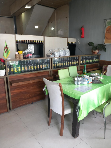 عکس غداخوری و آشپزخانه مرکزی عباس آباد