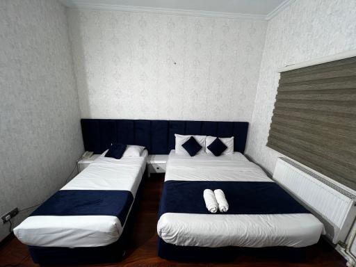 عکس هتل آپادانا