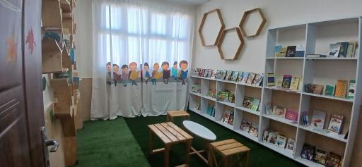 عکس دبستان پسرانه دکتر کاظمی آشتیانی