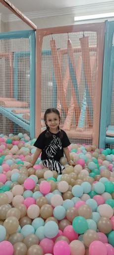 عکس مرکز بازی شادلی