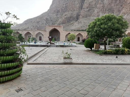 عکس هتل بین‌المللی لاله بیستون