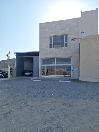 عکس انبار مرکزی قطعات خودرو توکلی