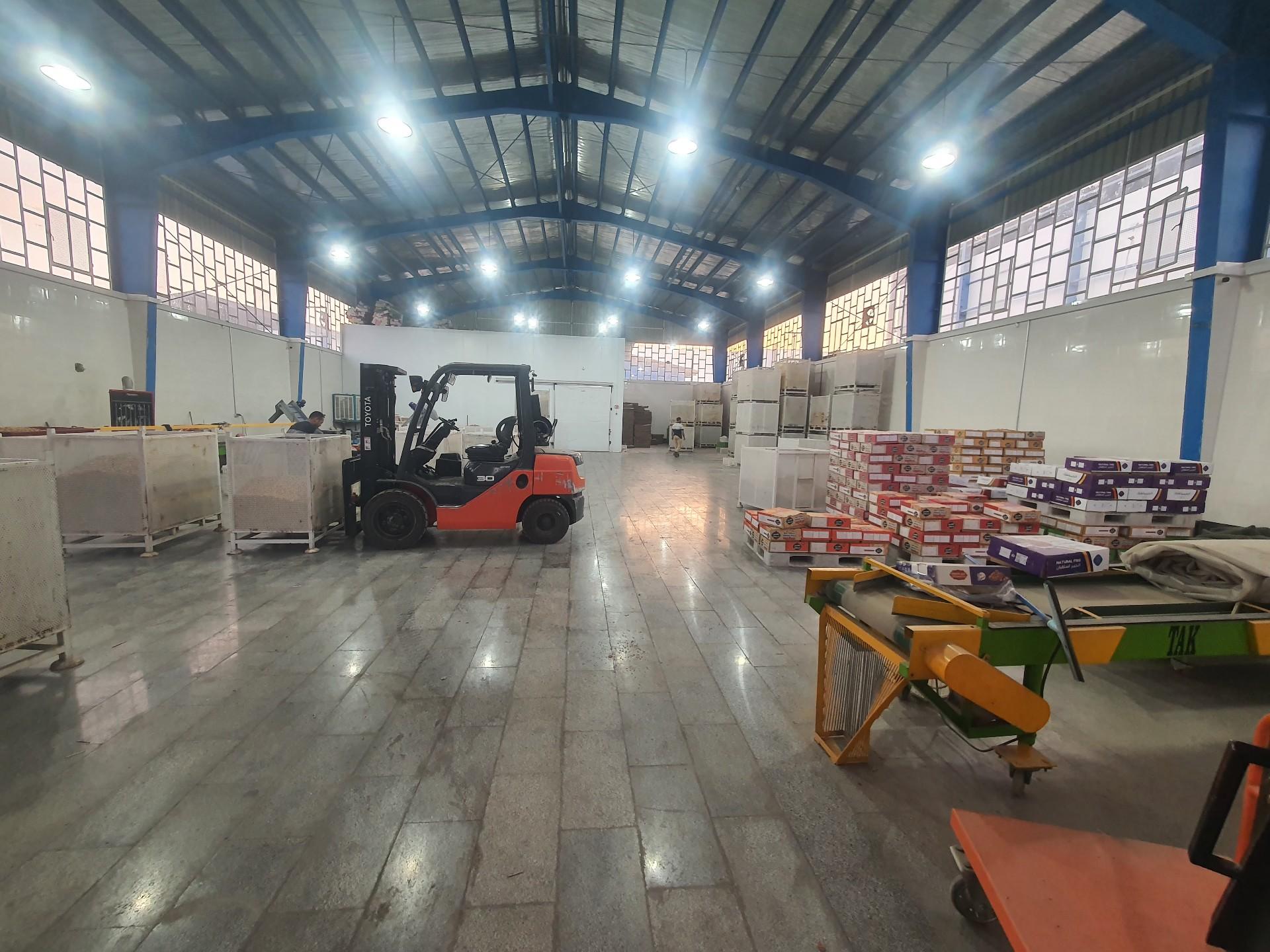 عکس بازرگانی نگین طلایی استهبان