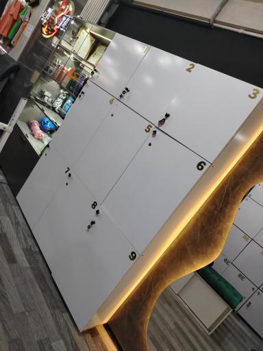 عکس باشگاه ورزشی مکس فیت