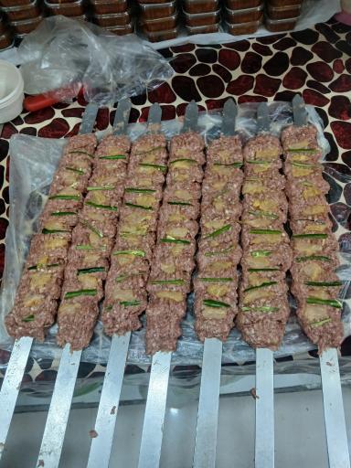 عکس غذا بیرون بر آویشن