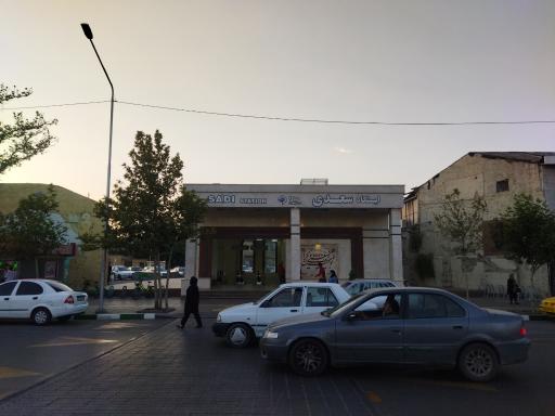 عکس ورودی مترو ایستگاه سعدی