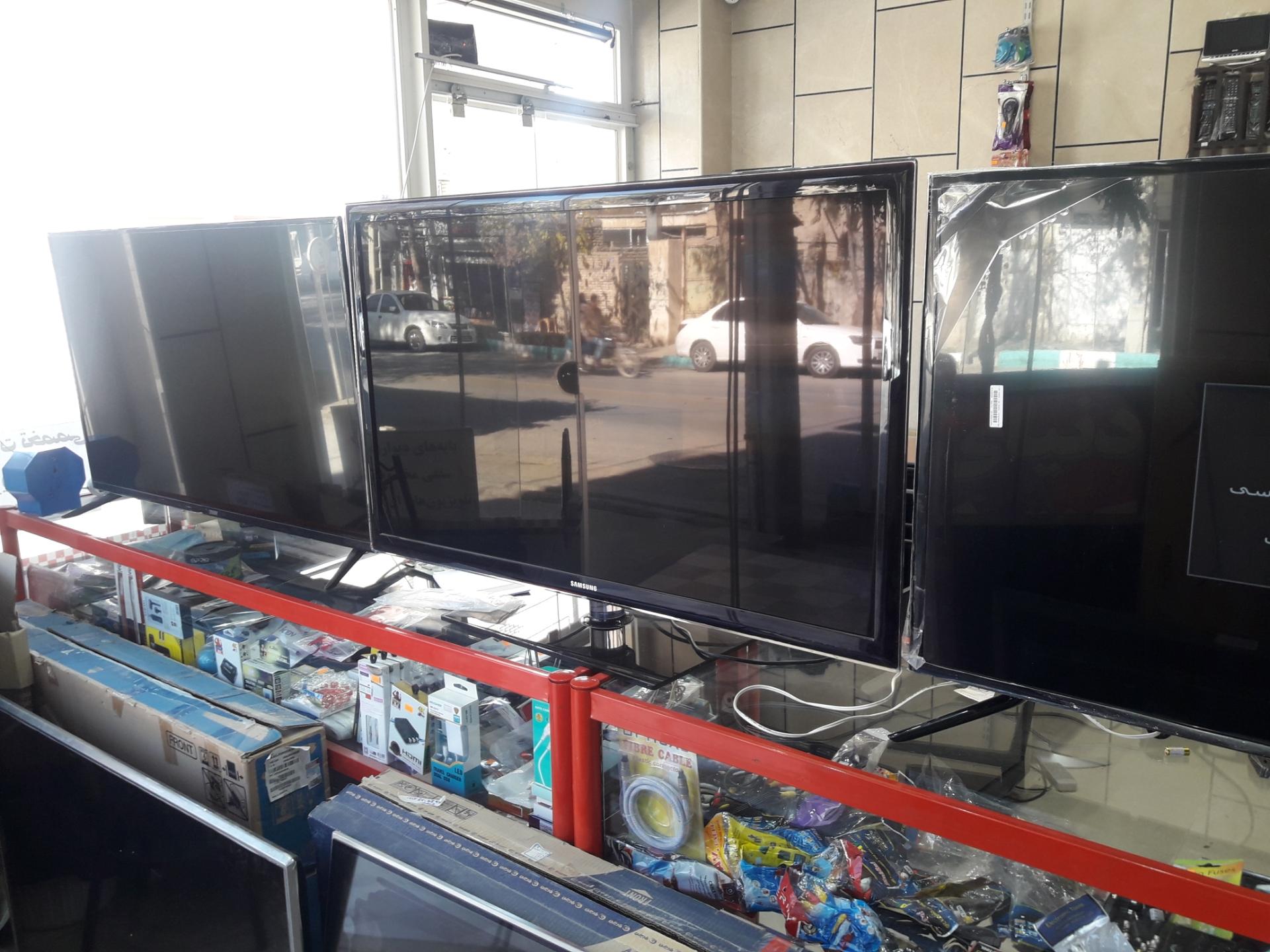 عکس تعمیرات تخصصی تلویزیونهای ال ای دی