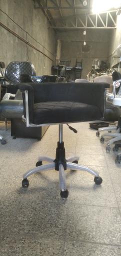 عکس کارگاه صندلی آرایشگاهی 