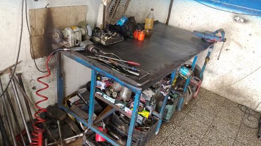 عکس تعمیرگاه مرکزی پژو یوسف زاده 