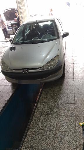 عکس تعمیرگاه مرکزی پژو یوسف زاده 