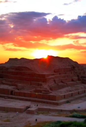 عکس موزه آثار تاریخی چغازنبیل و هفت تپه