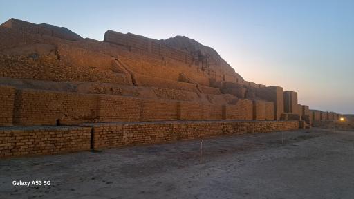 عکس موزه آثار تاریخی چغازنبیل و هفت تپه