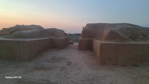 عکس موزه آثار تاریخی چغازنبیل و هفت تپه